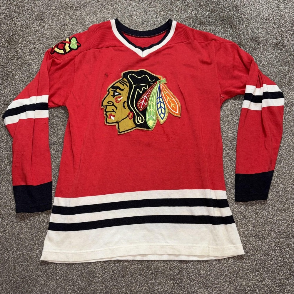 VTG Chicago Blackhawks Jersey Mens Large Red NHL Hockey Bauer Thrashed